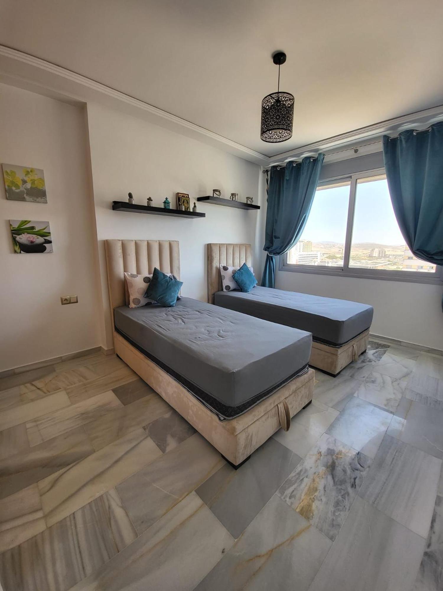 Mont Blanc :Appartement, Vue Sur Mer A 2 Minutes De La Gare. Tanger Exteriör bild