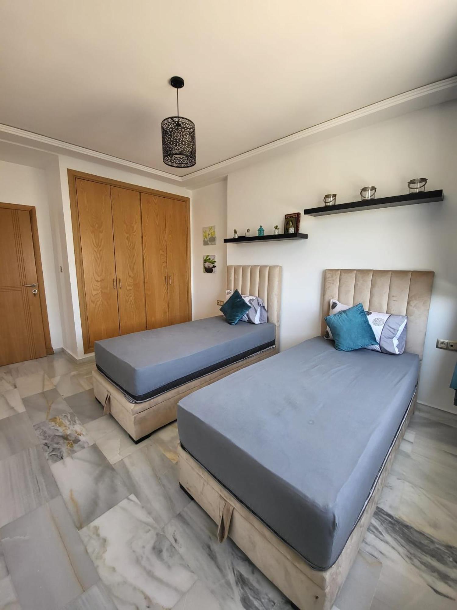 Mont Blanc :Appartement, Vue Sur Mer A 2 Minutes De La Gare. Tanger Exteriör bild